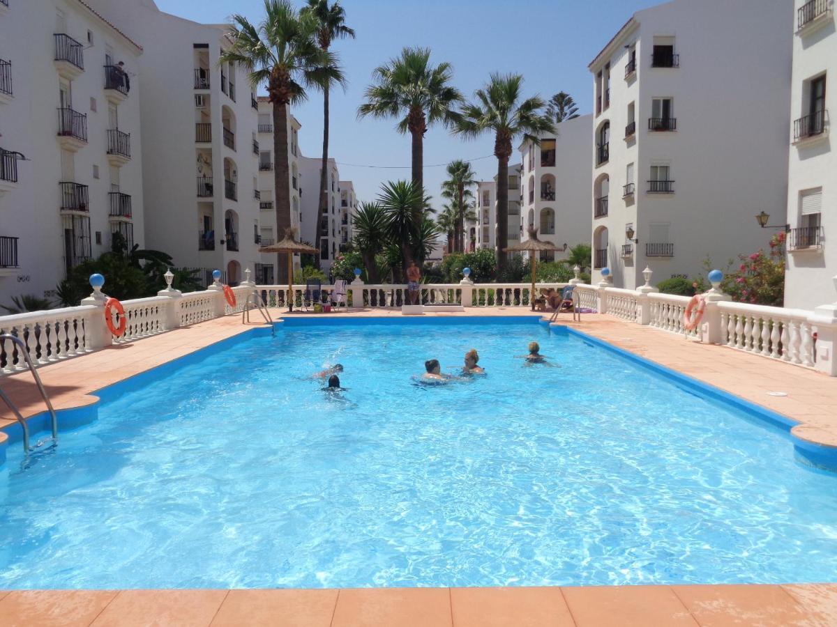 Appartement Punta Almina 100 M From T H E Sea San Luis de Sabinillas Bagian luar foto